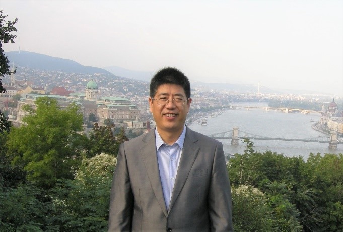 邢红兵.jpg